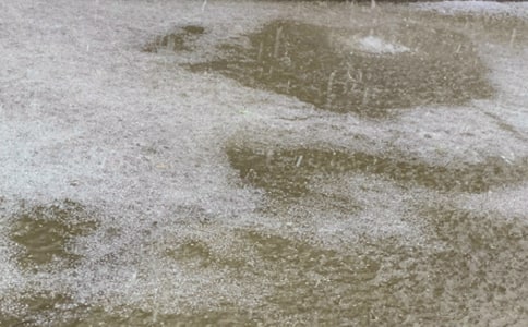 夏天的冰雹小學(xué)作文