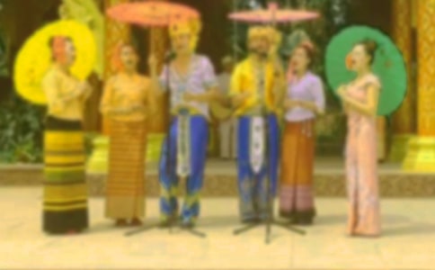 ���p��{����@�����~����