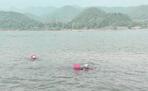 冬泳存在的五大誤區及原則