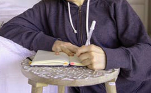 ���xӛ�x��и���