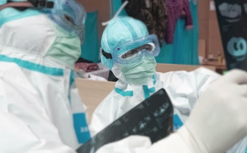 抗擊2020年肺炎手抄報