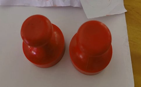 村莊蓋章貧困生助學(xué)申請(qǐng)書