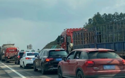 �P(gu��n)�ڸ��ٹ�·�ϵķ���(w��)�ĵ�