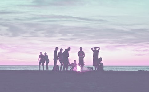 �c�����еĺ��Ѹ�һ��ӛ600��