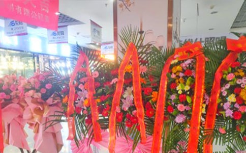 向人民英雄敬獻花籃的走心寄語170句