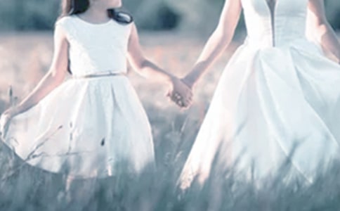 ��ɫ��ͯԒ���µ��ĵ��w����ͨ��19ƪ��