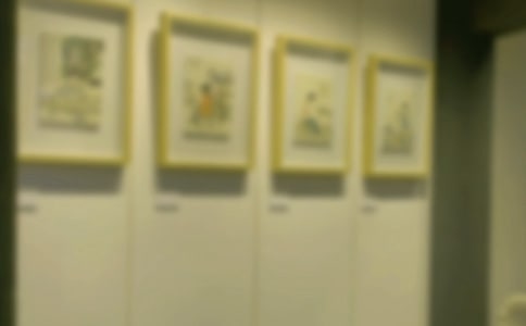 ����չ�[�߄���