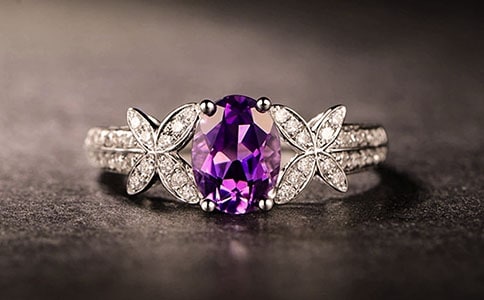 ��ָ��ĝ���H��ɢ��