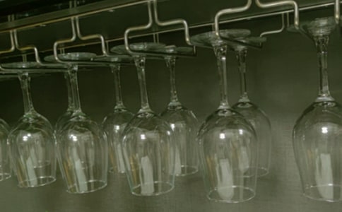 ���Ʊ������҂��y(t��ng)ζ�����Ъ�?w��)��Ć��?/></p>
<p>
	�����������Ļ���ɰ���ʡ���҅f(xi��)�������°�����硢���Ƽ��F���k��</p>
<p>
	��������Ҫ�����£�</p>
<p>
	����1�����@&ldquo;���ơ�С�ѡ����y(t��ng)ζ��&rdquo;�����P(gu��n)�I�~���㌑�����������еĹ��¡�Ҋ�������;</p>
<p>
	����2���װl(f��)ԭ��(chu��ng)���w�ò���(Ԋ�����)��</p>
<p>
	��������r�g����������2016��10��31��</p>
<p>
	���������u�x����֪�����ҽM���u���F</p>
<p>
	��������O(sh��)��</p>
<p>
	����һ�Ȫ�2�����F(xi��n)��4000Ԫ/�ˡ�����1��/��</p>
<p>
	�������Ȫ�6�����F(xi��n)��500Ԫ/�ˡ�����1��/��</p>
<p>
	�������Ȫ�12�����F(xi��n)��200Ԫ/�ˡ�����1��/��</p>
<p>
	���������������������1��/��</p>
<p>
	�������O(sh��)�W(w��ng)�j(lu��)�˚⪄10������ͶƱ�Y(ji��)���󣬰�ͶƱ�ߵ�ȡǰ10����������1��������헪����\�У��c��K�u�x����Ӱ푡�</p>
<p>
	��������Ͷ�巽ʽ��http://zt.ahwang.cn/2016xuanjiu/</p>
<p>
	�����u�x�Y(ji��)������2016��11��10��ǰ��ͨ�^���°���󡷼���ٷ�΢�š���ӹپW(w��ng)�����ƹٷ��W(w��ng)վ��΢�ŵ�ƽ�_������</p>
<p>
	�����������Ы@����Ʒʹ�Ù�(qu��n)�w���k�����У����x���ڡ��°�����ϡ�������g����U������Ӱ푣����°���󡷌���m(x��)�x�ǲ��փ�(y��u)����Ʒ�����x�ǵ���Ʒ�Ԅ��M���������</p>
<p>
	������ԃ�Ԓ��0551-67330971</p>
<script>s(