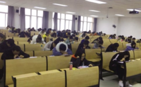 大學生英語四級考試閱讀集訓試題及答案