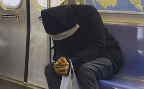 哭泣的人們詩歌