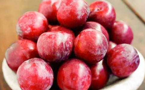 我的朋友李子萌 - 關于朋友作文500字