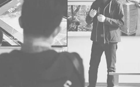 ���޹��M(f��i)��W(xu��)�������ڶ��Z�Խ̌W(xu��)�о��ĵ÷���