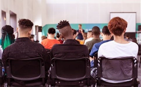 《留學教父的華麗轉身》閱讀習題及答案