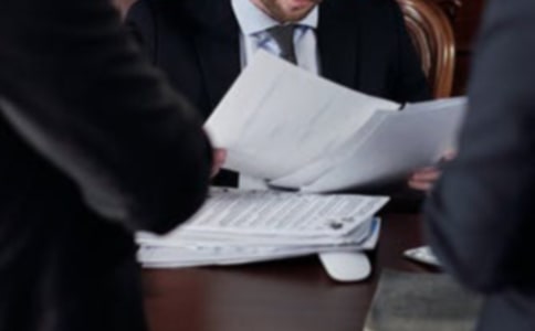 �Ɏ�ί�д�����ͬ�����T��