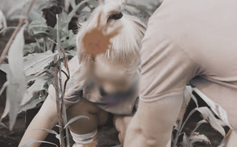 ��(j��ng)��ľ�RԊ��:Ů��