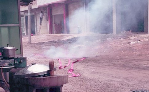 詩歌炮竹升起金猴報喜