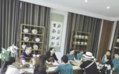 Ʒ�b���gӭ�~