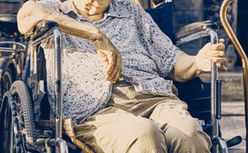 �������š��x���100�����ϣ����x30ƪ��