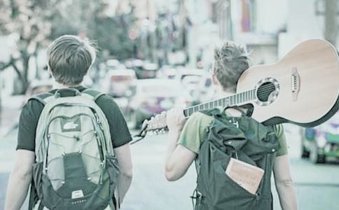 �r���������ĵ��w����ͨ��6ƪ��