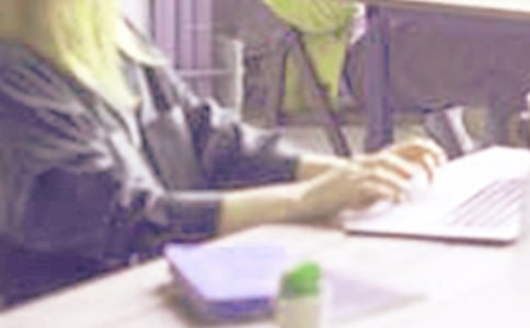 ���õČ����f�h��ģ��R��7ƪ