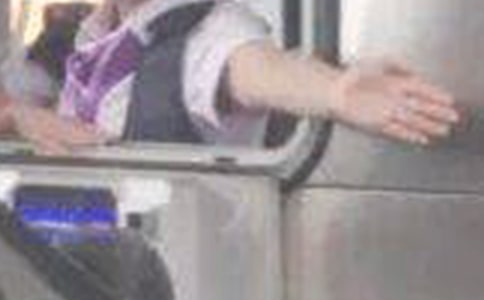 �������M�T���˼�빤�����Y��ͨ��6ƪ��