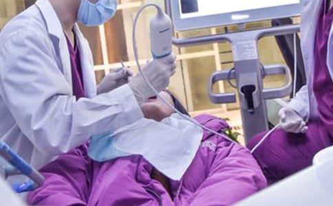 童話故事:老鼠當牙醫