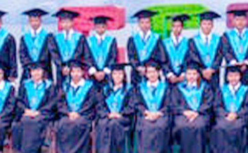 畢業季經典短句【錦集15篇】