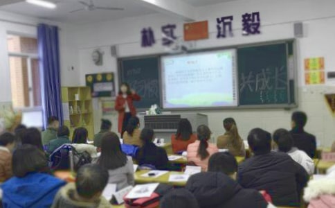 幼兒園中班家長(zhǎng)會(huì)發(fā)言稿(通用31篇)