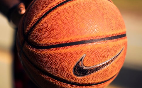 【精】精彩的籃球賽作文