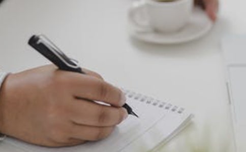 楓樹的樹葉作文(通用128篇)