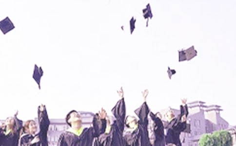 高中畢業生自我介紹常用(5篇)