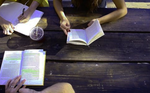 關于大學生村官個人工作總結