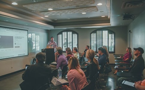 《夢(mèng)游天姥吟留別》公開(kāi)課教案(精選10篇)