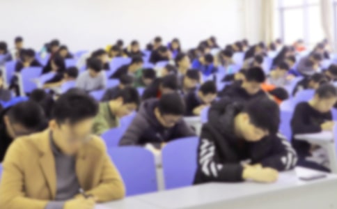 我的考試經(jīng)驗(yàn)高一優(yōu)秀英語(yǔ)作文